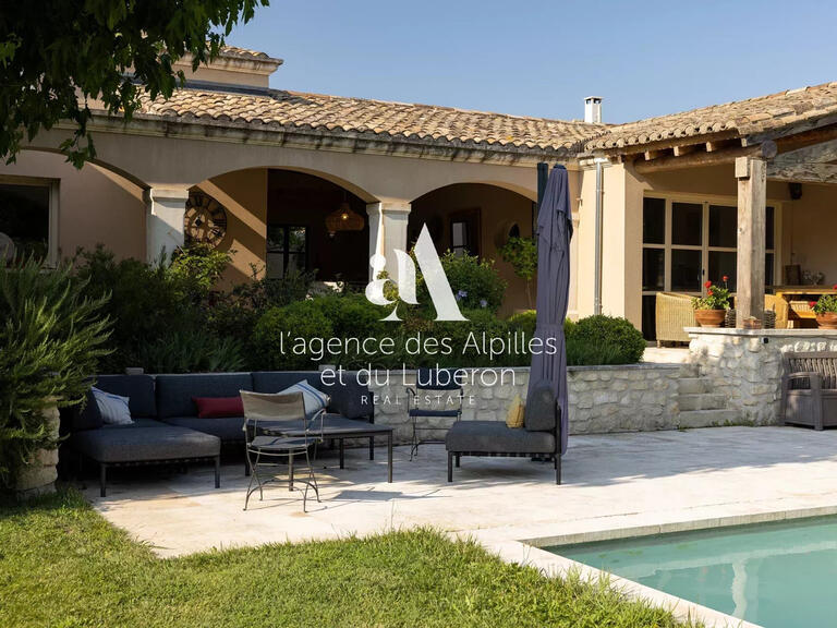 House Saint-Rémy-de-Provence - 5 bedrooms - 230m²