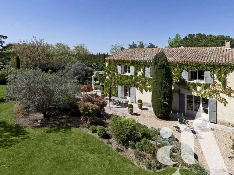 Sale House SaintRémydeProvence 3 500 000€ 530m²