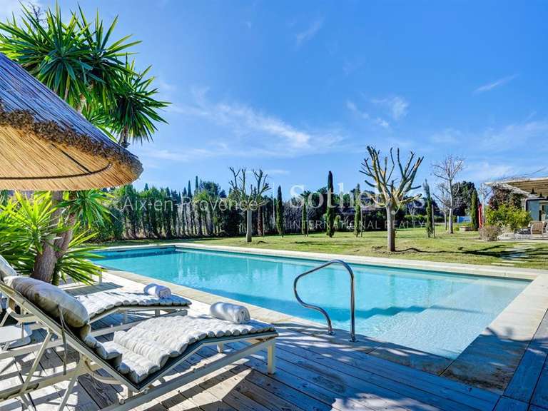 Maison Saint-Rémy-de-Provence - 5 chambres - 270m²