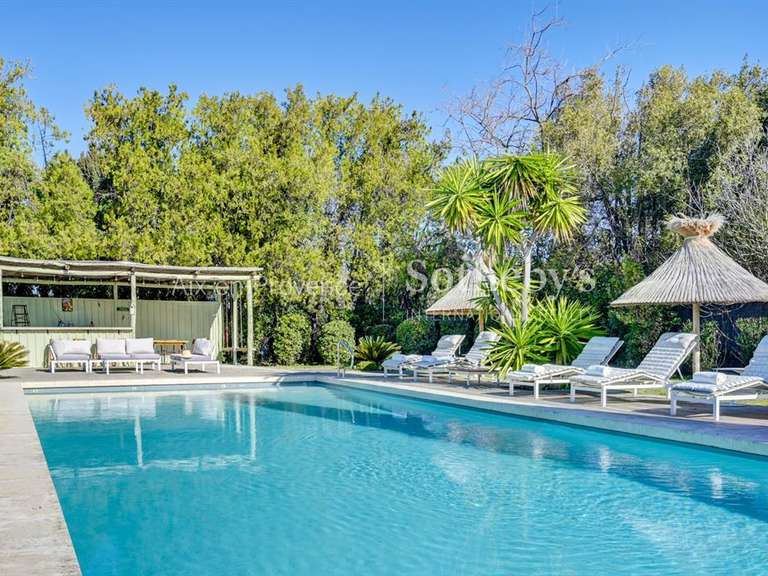 Maison Saint-Rémy-de-Provence - 5 chambres - 270m²