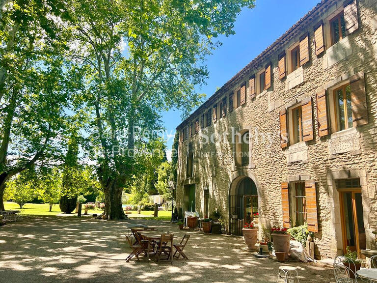 Sale House Saint-Rémy-de-Provence - 8 bedrooms