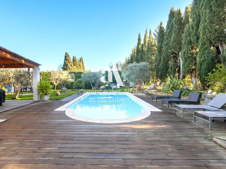 House Saint-Rémy-de-Provence - 5 bedrooms - 136m²