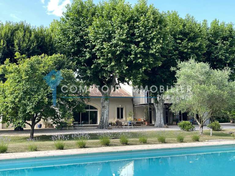 House Saint-Rémy-de-Provence - 4 bedrooms - 640m²