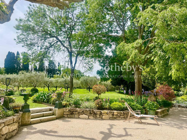 Maison Saint-Rémy-de-Provence - 6 chambres - 300m²