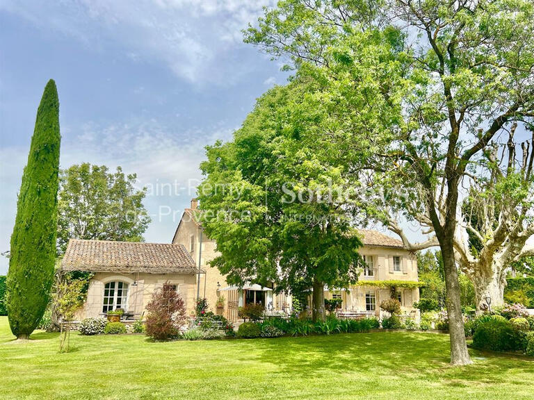 Maison Saint-Rémy-de-Provence - 6 chambres - 300m²