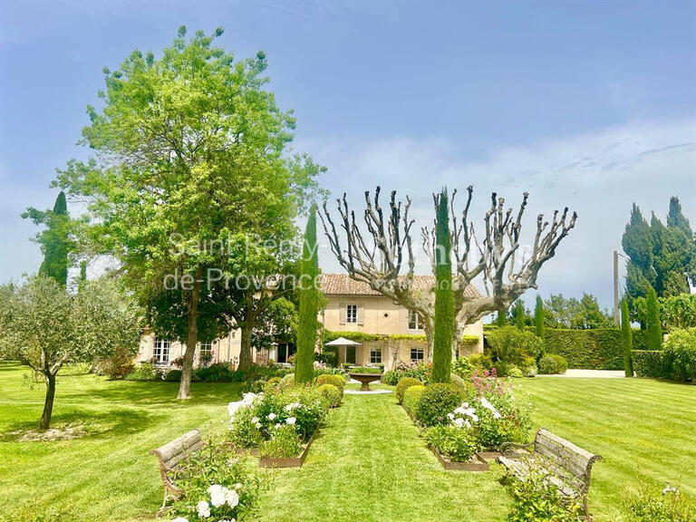 Maison Saint-Rémy-de-Provence - 6 chambres - 300m²