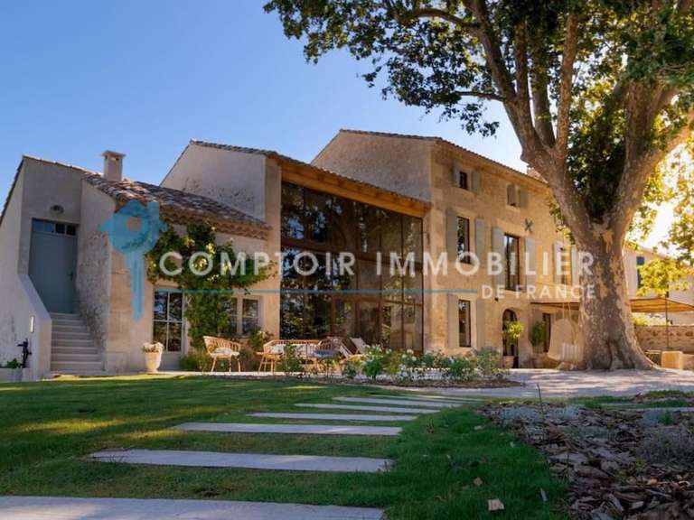 House Saint-Rémy-de-Provence - 6 bedrooms - 360m²