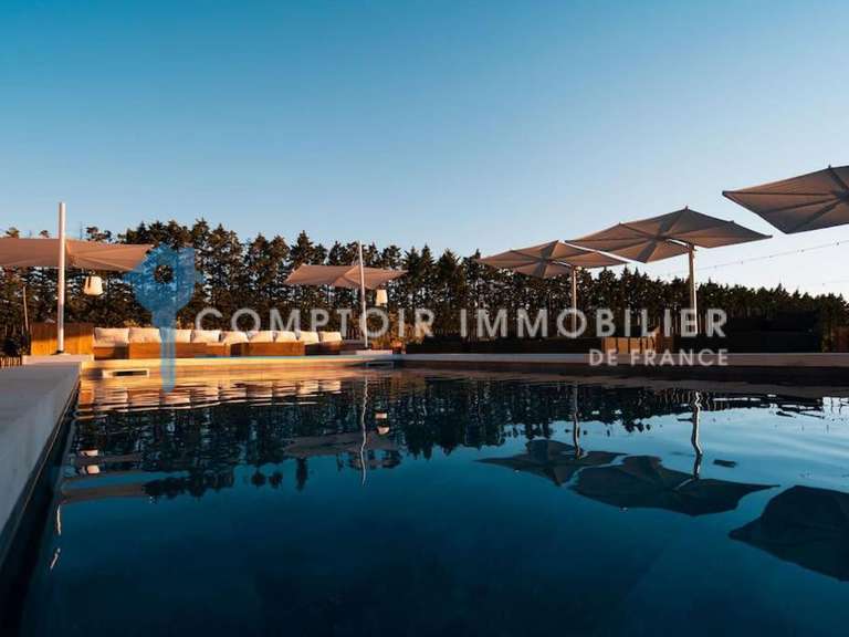 House Saint-Rémy-de-Provence - 6 bedrooms - 360m²