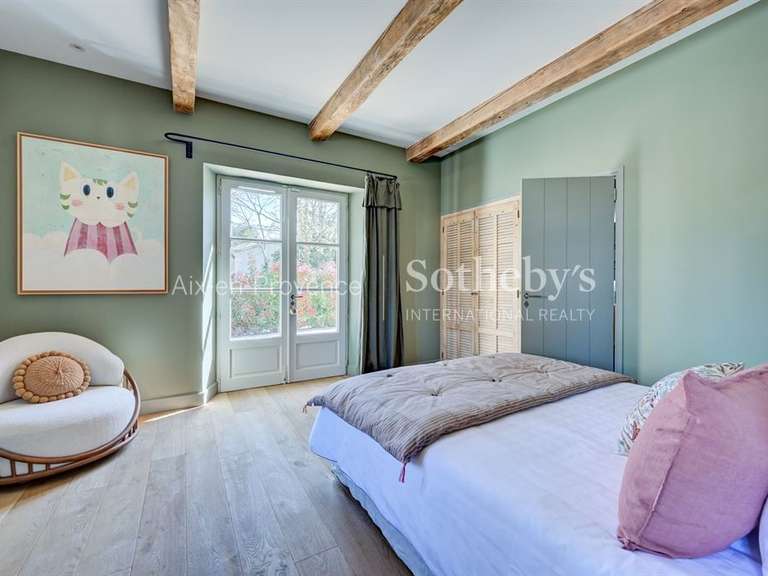 Maison Saint-Rémy-de-Provence - 5 chambres - 360m²