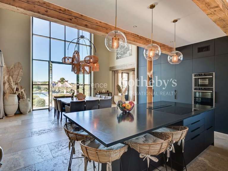 Maison Saint-Rémy-de-Provence - 5 chambres - 360m²