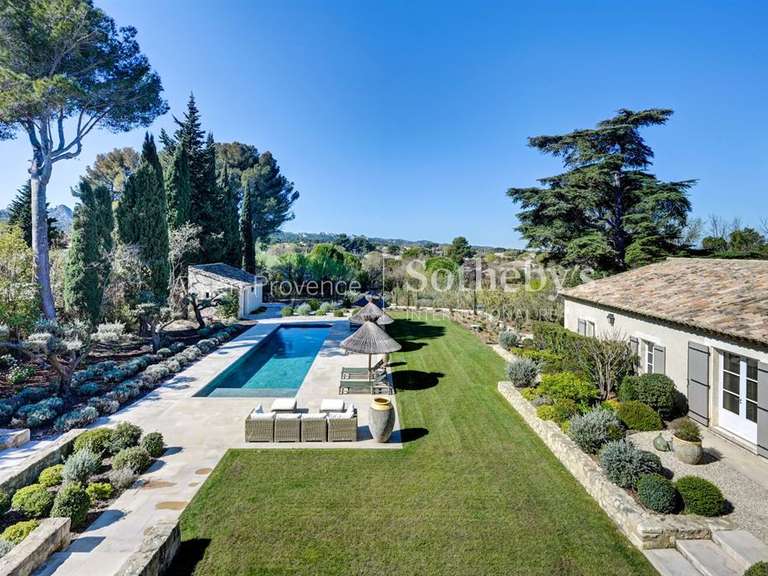 House Saint-Rémy-de-Provence - 5 bedrooms - 360m²