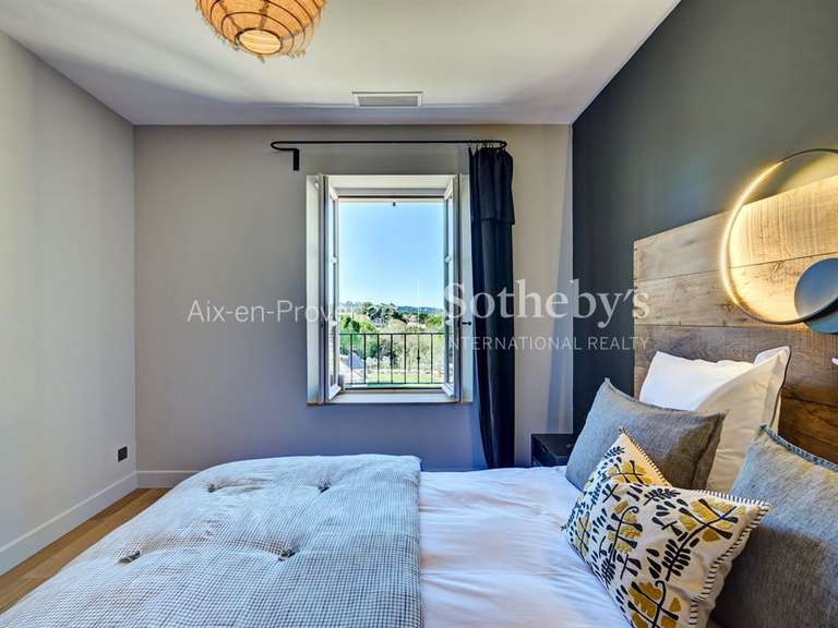 Maison Saint-Rémy-de-Provence - 5 chambres - 360m²