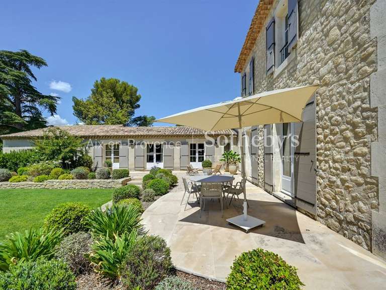 Maison Saint-Rémy-de-Provence - 5 chambres - 360m²