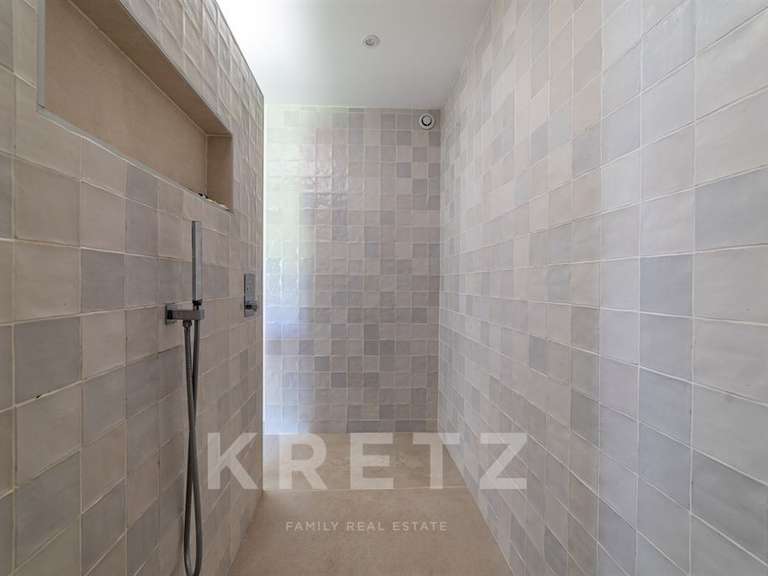 Maison Saint-Rémy-de-Provence - 4 chambres - 250m²