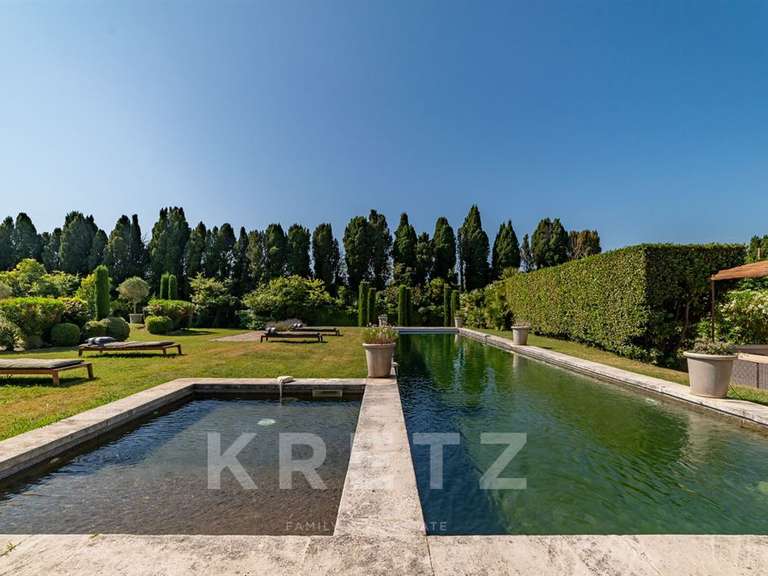 Maison Saint-Rémy-de-Provence - 4 chambres - 250m²