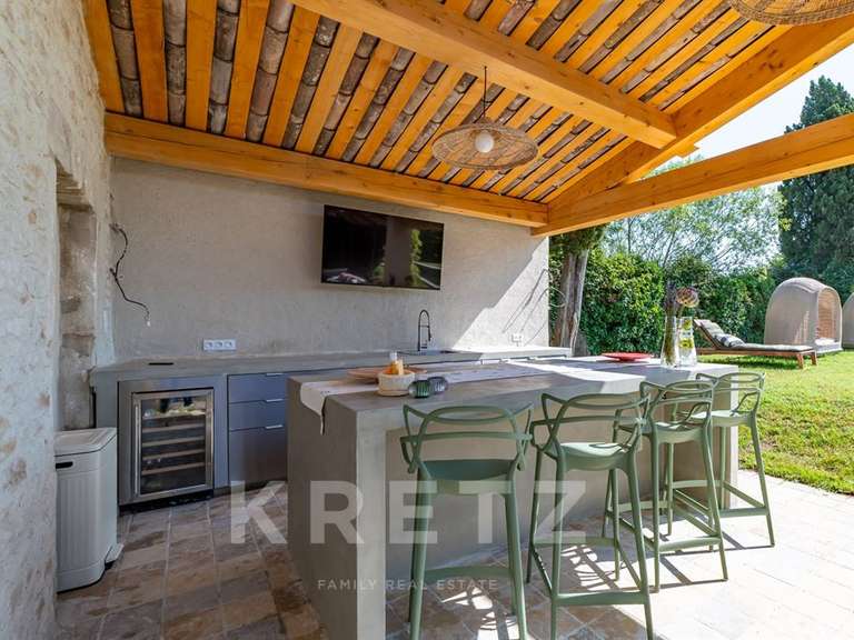 Maison Saint-Rémy-de-Provence - 4 chambres - 250m²
