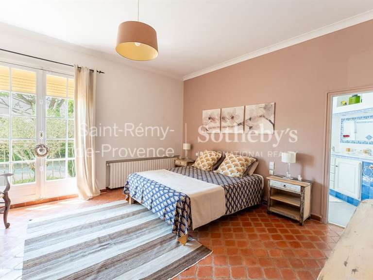 House Saint-Rémy-de-Provence - 4 bedrooms - 200m²