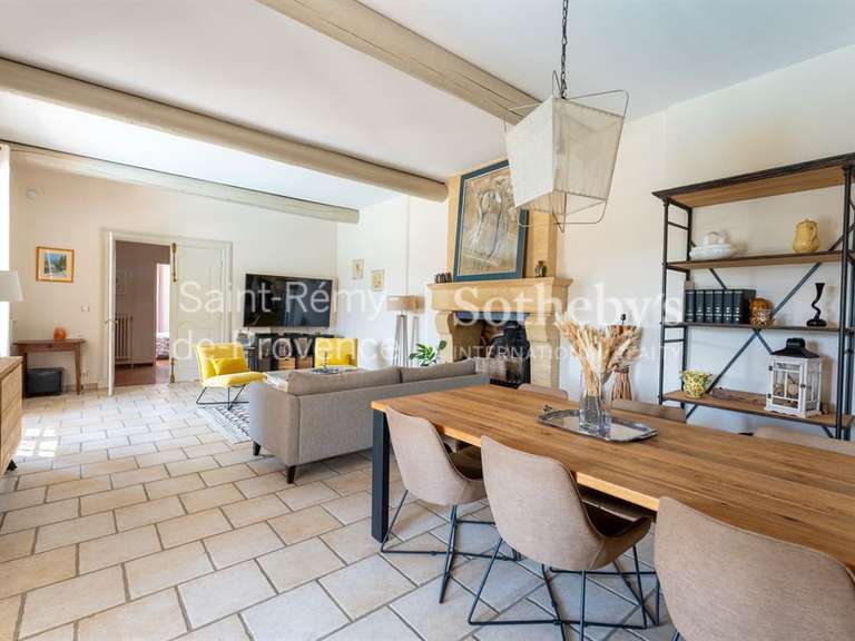 Maison Saint-Rémy-de-Provence - 4 chambres - 200m²