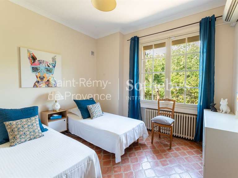 Maison Saint-Rémy-de-Provence - 4 chambres - 200m²