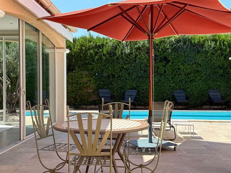 Maison Saint-Rémy-de-Provence - 4 chambres - 181m²