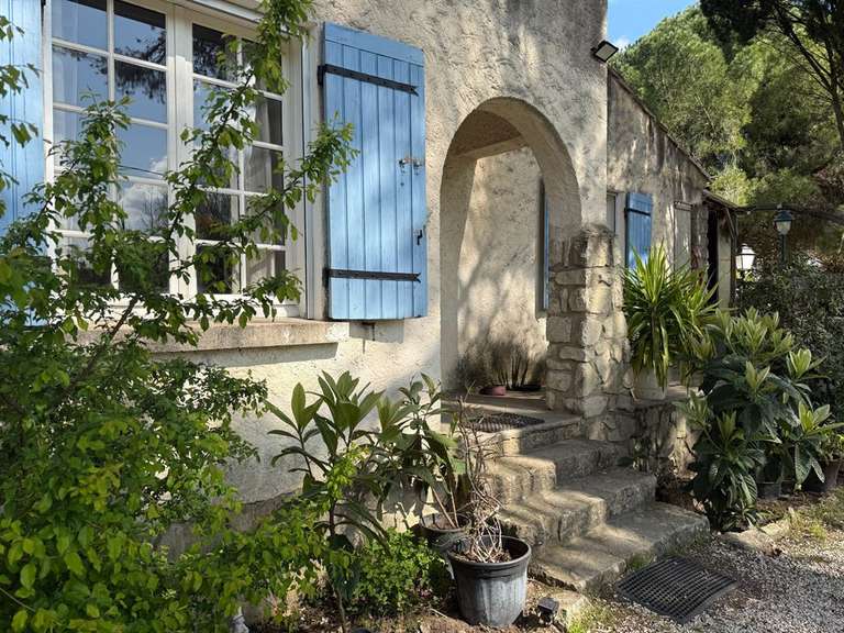 Maison Saint-Rémy-de-Provence - 5 chambres - 124m²
