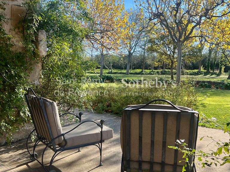 House Saint-Rémy-de-Provence - 4 bedrooms - 262m²