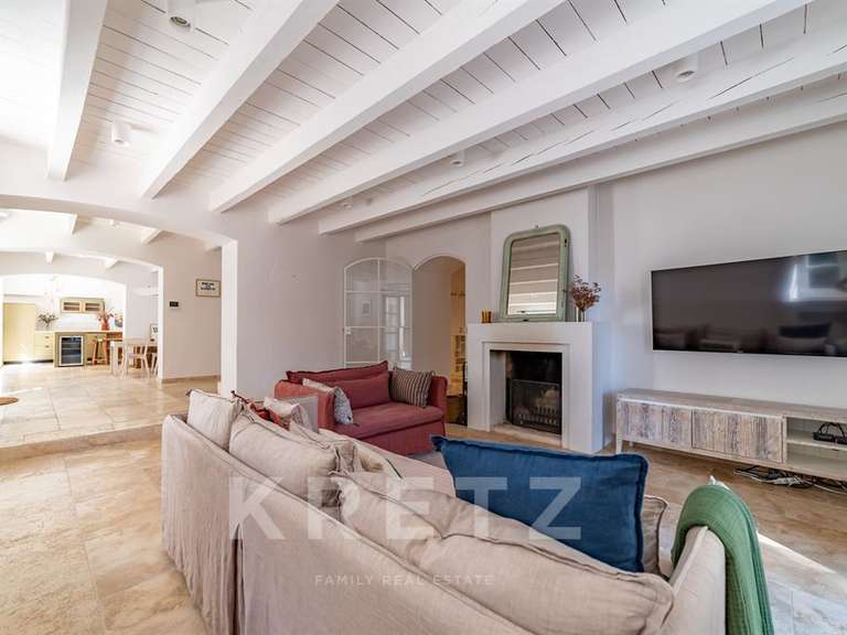 House Saint-Rémy-de-Provence - 5 bedrooms - 255m²