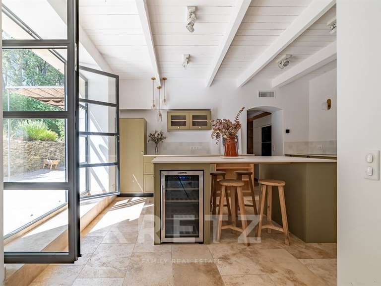 House Saint-Rémy-de-Provence - 5 bedrooms - 255m²