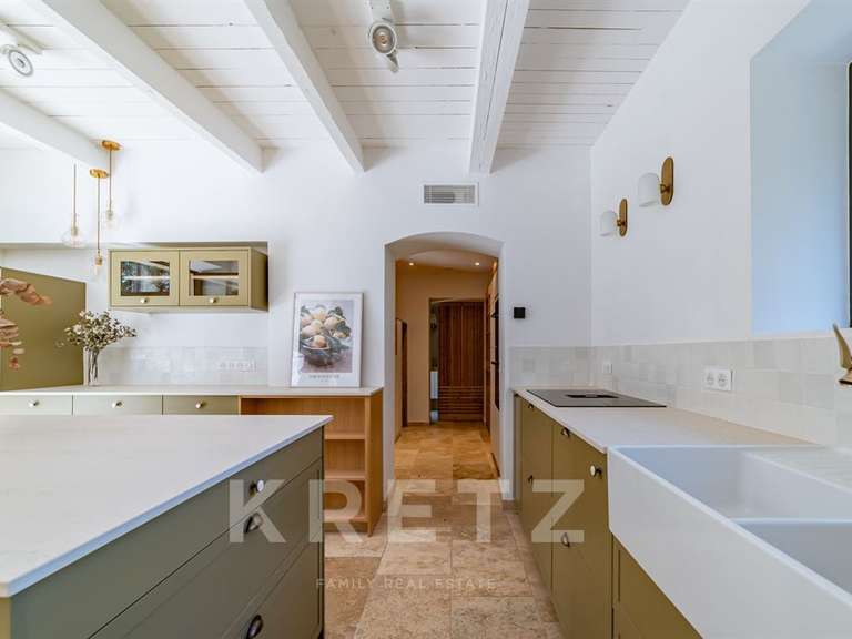 House Saint-Rémy-de-Provence - 5 bedrooms - 255m²