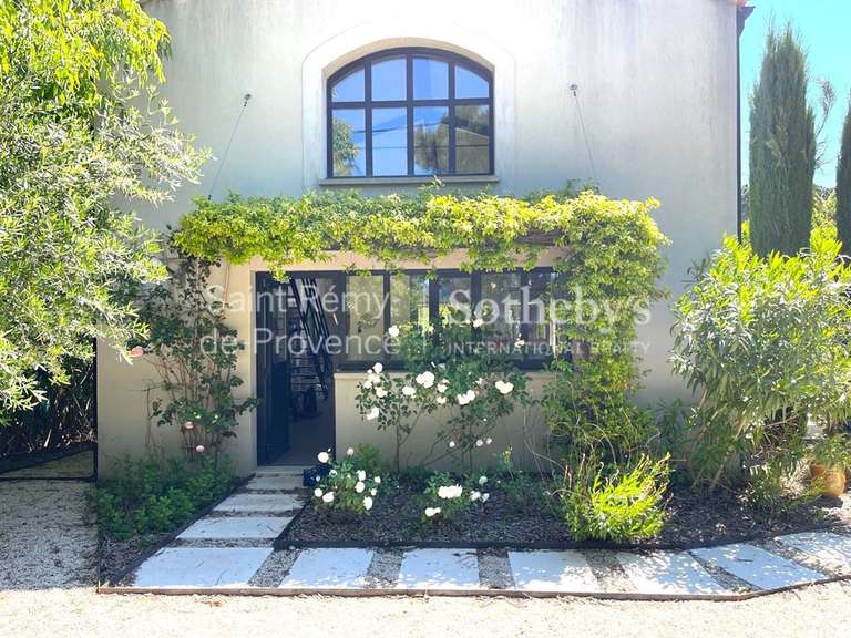 House Saint-Rémy-de-Provence - 3 bedrooms - 175m²