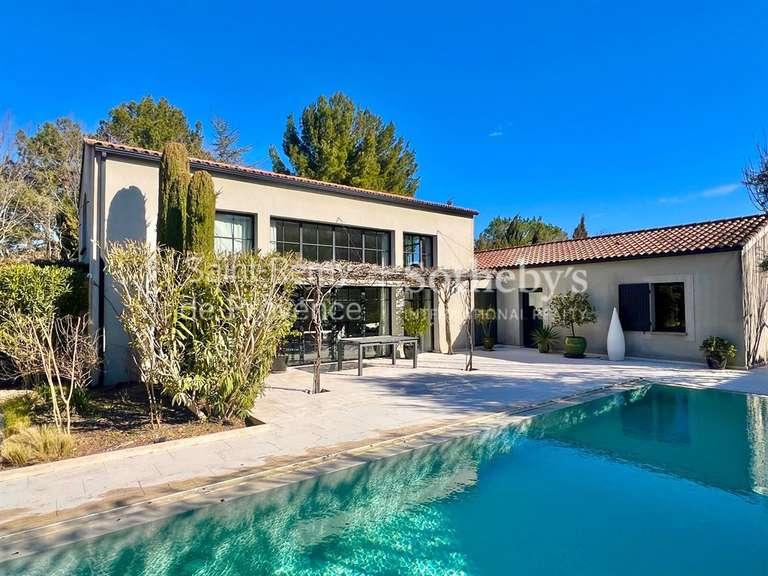 House Saint-Rémy-de-Provence - 3 bedrooms - 175m²