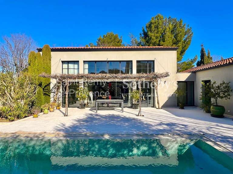 House Saint-Rémy-de-Provence - 3 bedrooms - 175m²