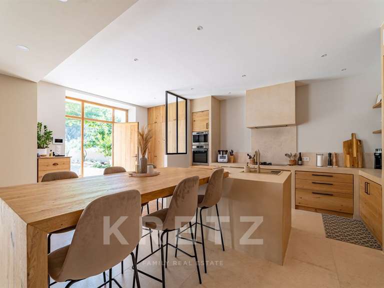 House Saint-Rémy-de-Provence - 5 bedrooms - 300m²