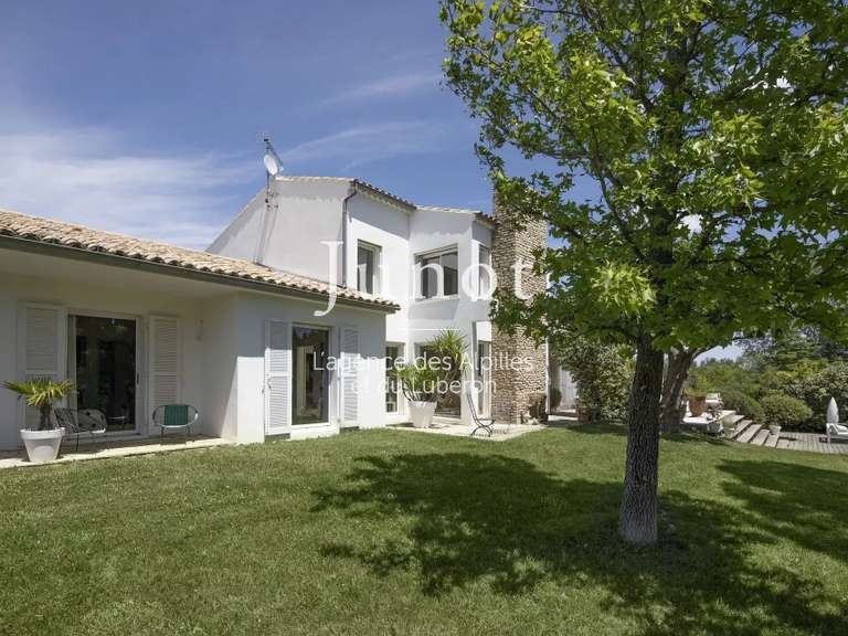 Maison Saint-Rémy-de-Provence - 3 chambres - 3500m²