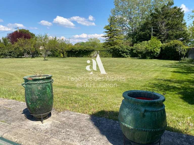 House Saint-Rémy-de-Provence - 3 bedrooms - 3500m²