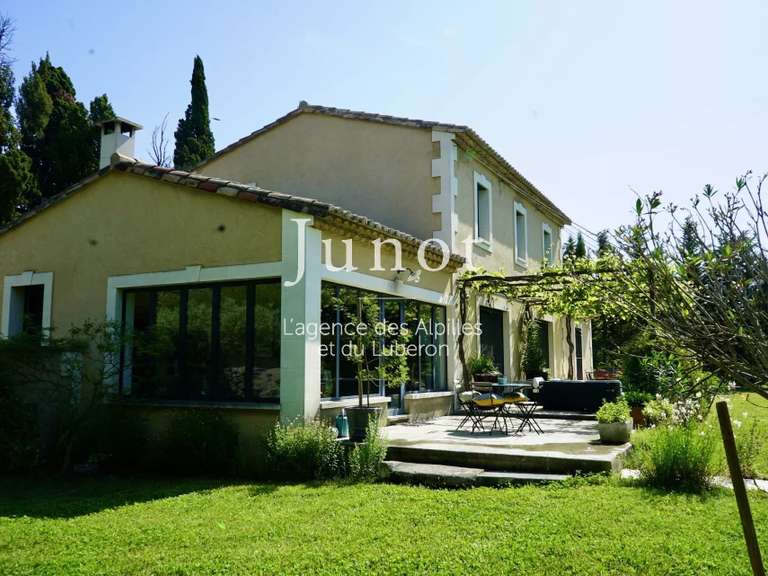 Maison Saint-Rémy-de-Provence - 4 chambres - 200m²
