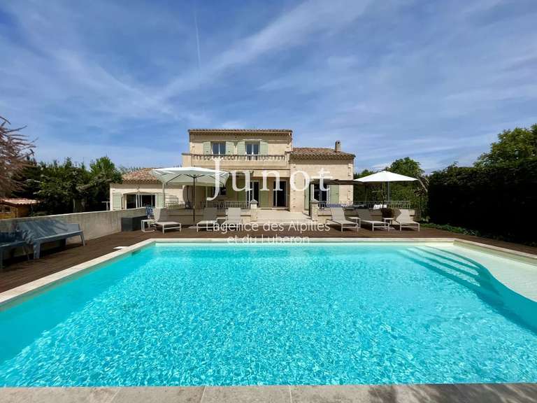 Maison Saint-Rémy-de-Provence - 5 chambres - 265m²
