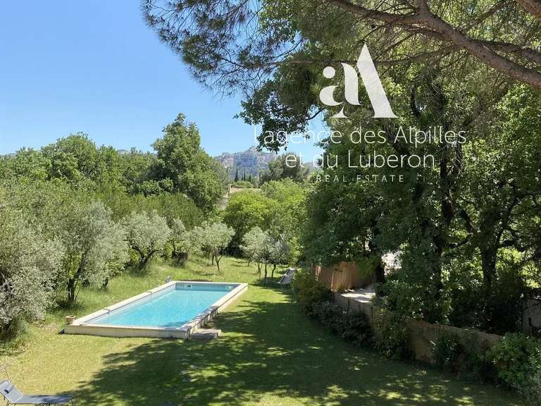 House Saint-Rémy-de-Provence - 5 bedrooms - 2000m²