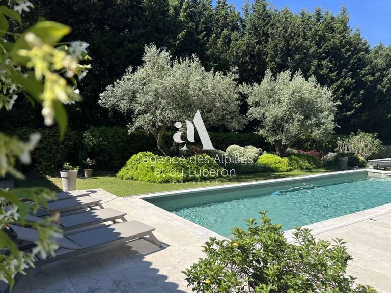 Maison Saint-Rémy-de-Provence - 4 chambres - 200m²