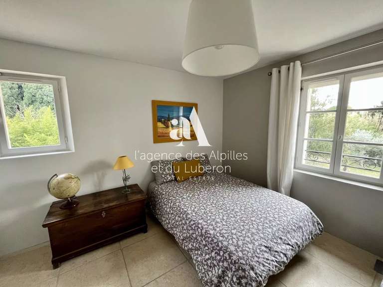 House Saint-Rémy-de-Provence - 4 bedrooms - 200m²