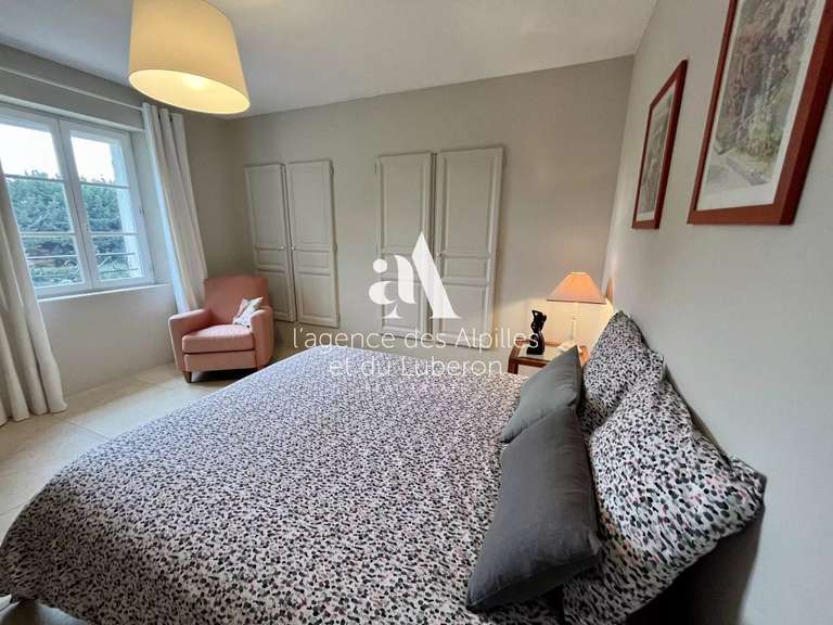 House Saint-Rémy-de-Provence - 4 bedrooms - 200m²