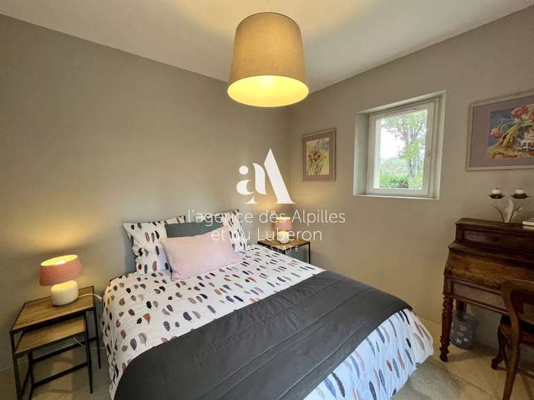 House Saint-Rémy-de-Provence - 4 bedrooms - 200m²