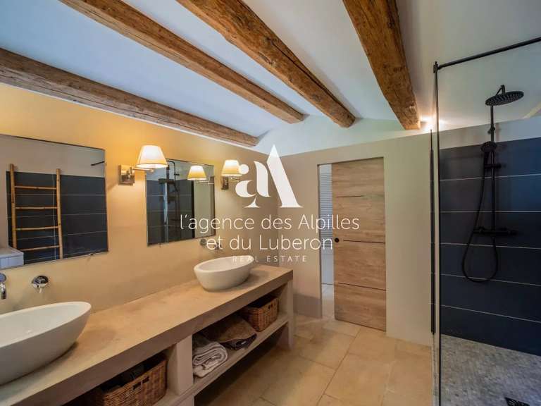 House Saint-Rémy-de-Provence - 5 bedrooms - 200m²