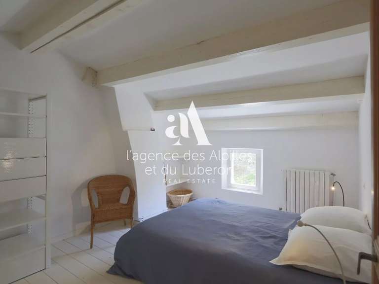 House Saint-Rémy-de-Provence - 5 bedrooms - 10000m²