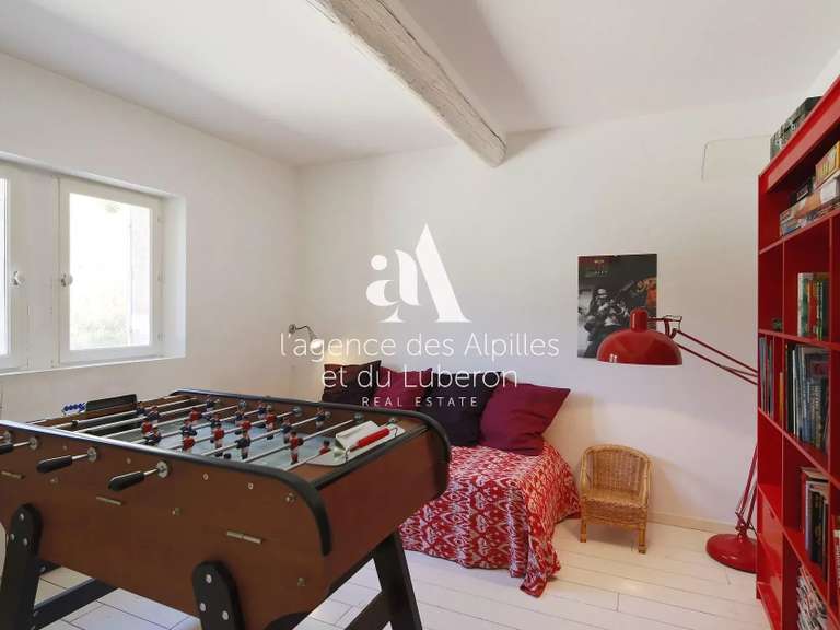 House Saint-Rémy-de-Provence - 5 bedrooms - 10000m²