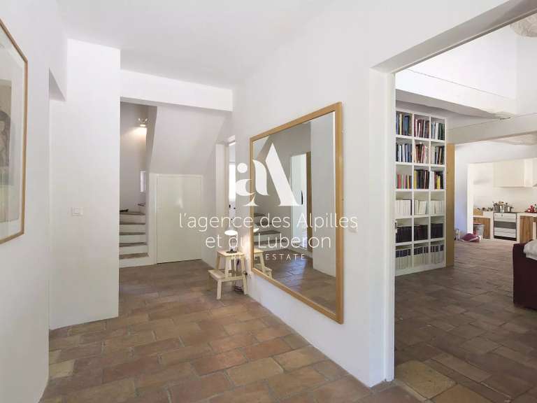 House Saint-Rémy-de-Provence - 5 bedrooms - 10000m²