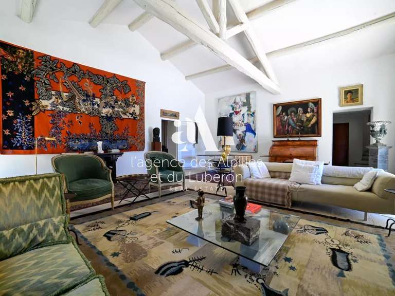 House Saint-Rémy-de-Provence - 5 bedrooms - 10000m²