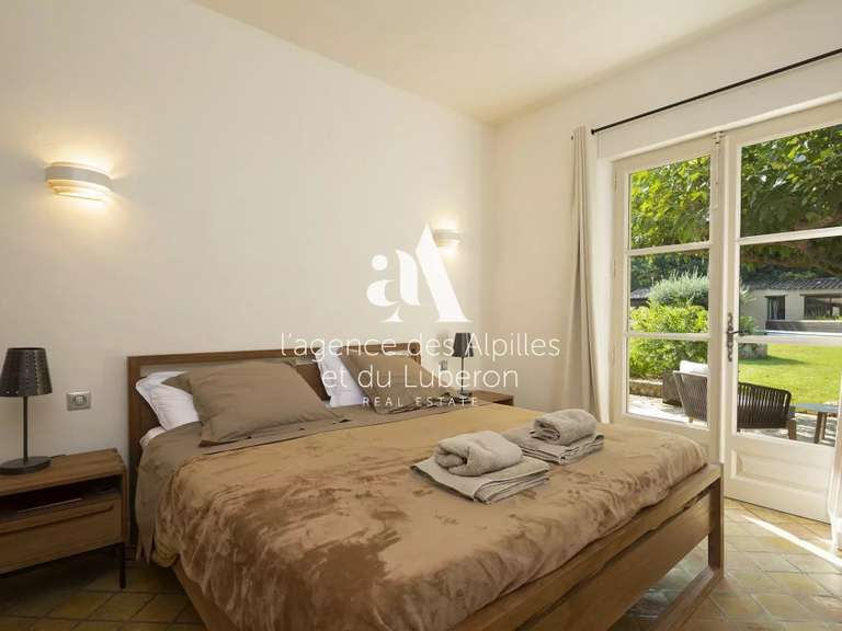 House Saint-Rémy-de-Provence - 5 bedrooms - 1800m²