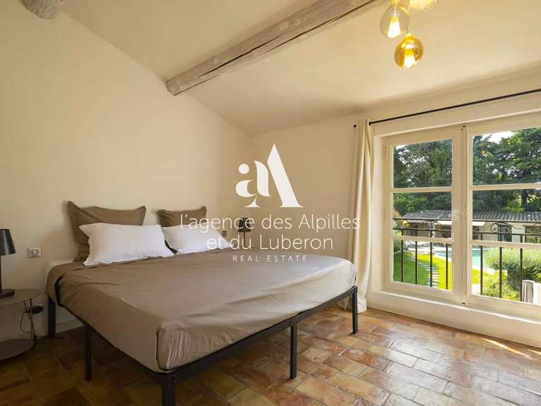 House Saint-Rémy-de-Provence - 5 bedrooms - 1800m²