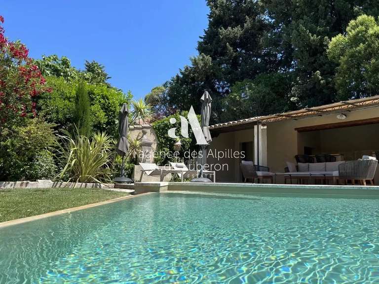 House Saint-Rémy-de-Provence - 5 bedrooms - 1800m²